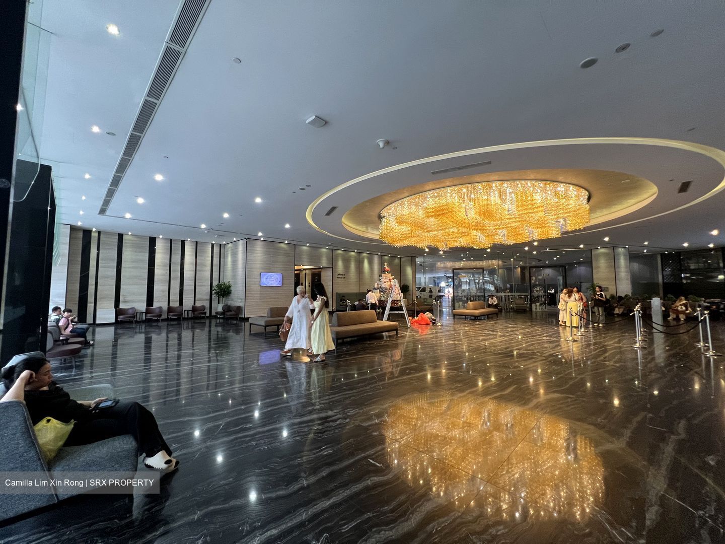 Jalan Sultan (D7), Retail #503904931